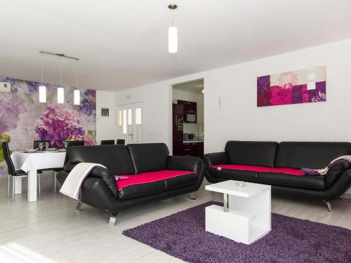  Holiday Home Eliana in VeliGolji
