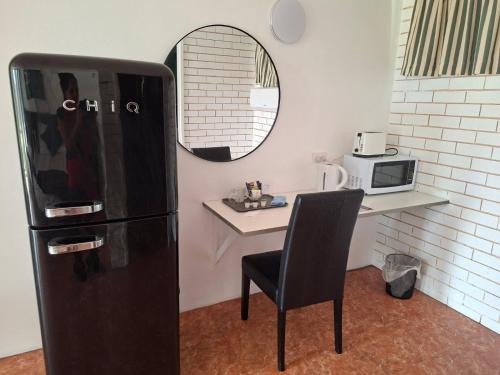 The Queenslander Motel in Palm Beach