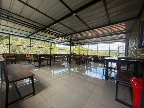 Empire One Bedroom with Common Pool in Muttil