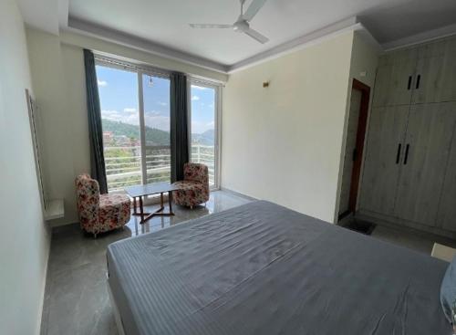 The Refuge Inn in Ram Gaon