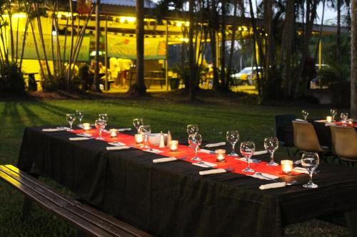 Corroboree Park Tavern in Marrakai