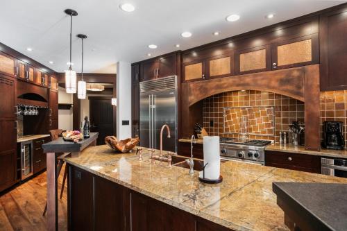 208 - Three Bedroom Flagstaff condo