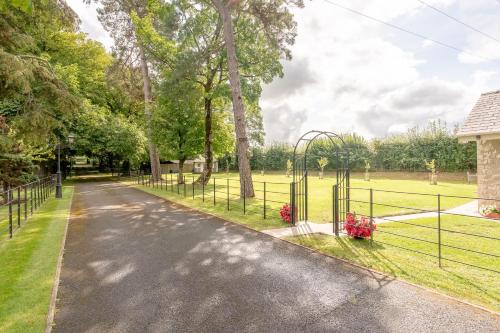 Ribblesdale Cottage in Acres of Countryside in Sawley
