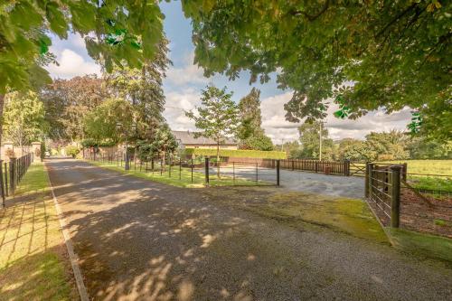 Ribblesdale Cottage in Acres of Countryside in Sawley