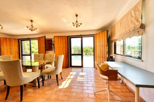 Casa Tranquility with beautiful pool and Jacuzzi!, Loulé (Foto 7)