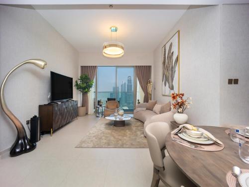 Chic 2 BR Burj Khalifa & Fountain view - image 9
