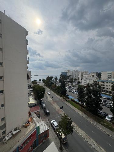 3 bedroom seafront apartment