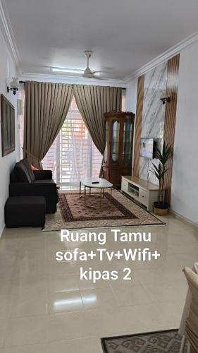 D'Raudhah Homestay Binjai Kemaman in Binjai