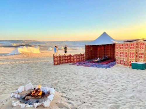 White desert safari in Egypt in Bawiti