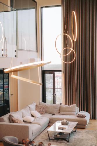 Elegant Seaview Penthouse 3BR Ensuite Luxury Retreat with Sauna and Free Parking, Tallinn (photo 10)