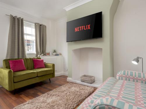 บริการและสิ่งอำนวยความสะดวก, Pass the Keys Cosy Liverpool Home. WiFi Parking Nr Alder Hey in ฮายทัน