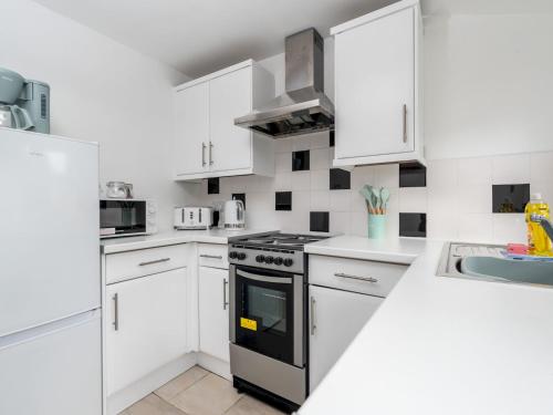 บริการและสิ่งอำนวยความสะดวก, Pass the Keys Cosy Liverpool Home. WiFi Parking Nr Alder Hey in ฮายทัน