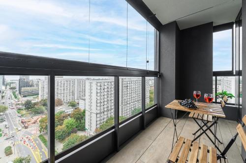 Lumina I Premium Apartments with Balcony I 15th floor I View