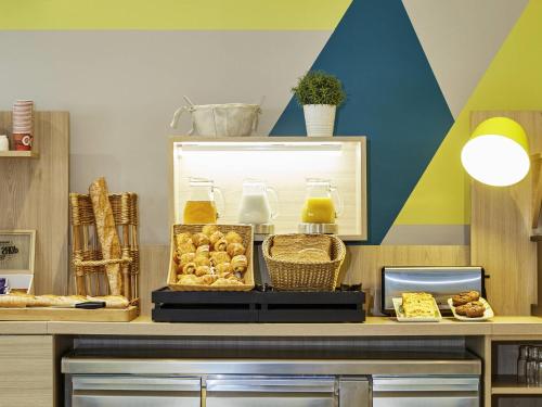Adagio Access Marseille Saint Charles Aparthotel - image 2