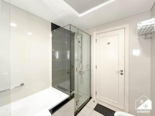 Luxury 2-Bedroom Apartment, Downtown Skyline Views, Dubái (foto 7)