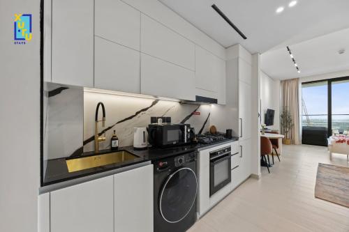 The Velvet Apex Studio w Jacuzzi Trillionaire, Dubaï (photo 8)