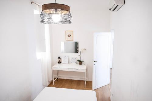 Apartment by the Colosseum - White Chic Flats, Roma (foto 4)