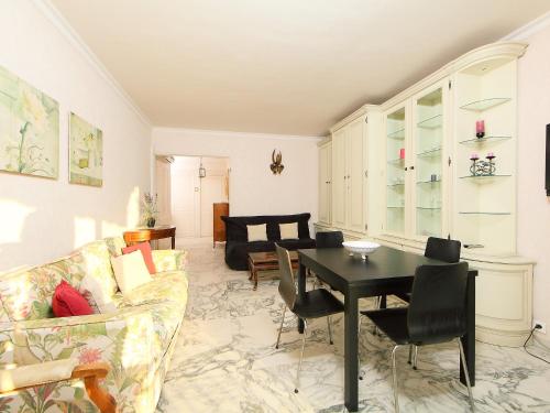 Apartment Presqu'Ile-1