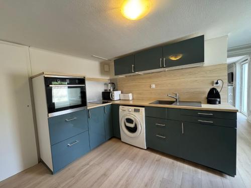 Majorelle Studio near Eurexpo - Lyon - hospitals in โบรน