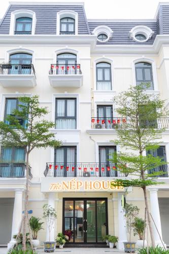 The Nếp House