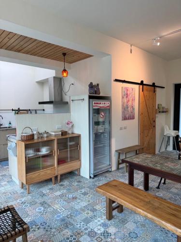 日日安泊 in Shitan Township