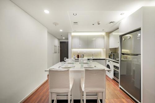 FIRST CLASS 1BR Marina Skyline Escape, Dubaj (fotografie 6)