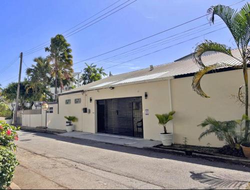 Maple cottage, Bridgetown