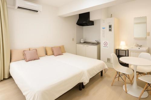 301 Tennoji Family Apartment 5min Walk from Station for 4 Guests