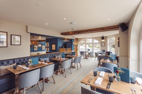 Restaurant, The Ship Hotel in Southend-on-Sea