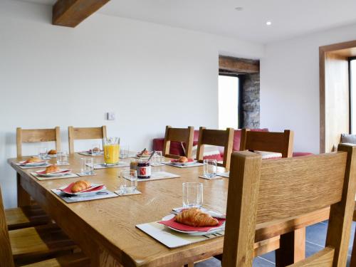 Hotelli välisilme, Pistyll Gwyn in Llanwrthwl