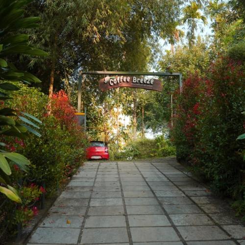 Coffee Breeze Resort in Varadoor