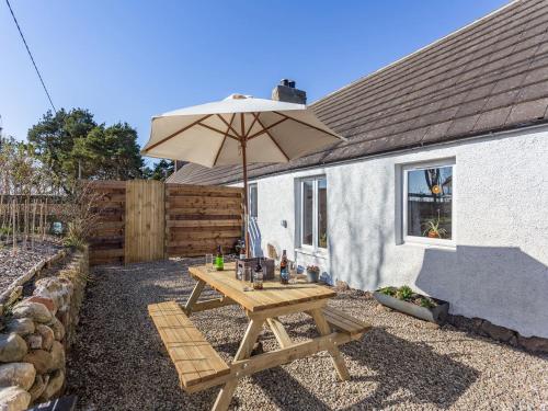 Smiddy Cottage, Portmahomack (фото 8)