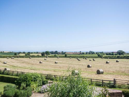 A szálláshely kívülről, Meadowsweet Cottage - E1496 in Scalby