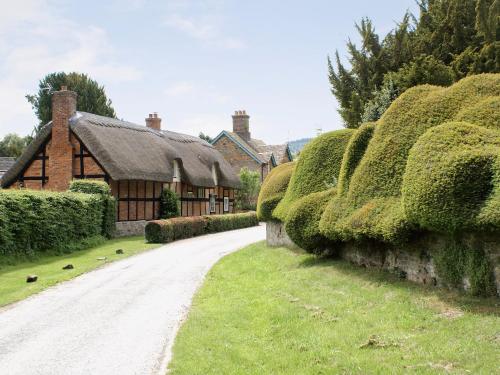 Walnut Tree Cottage - Milebrook