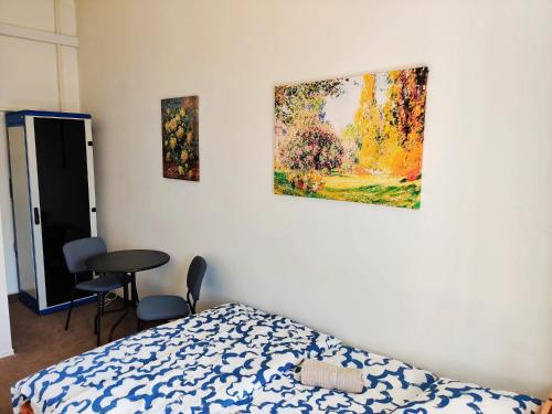 Comfortable 2 Bedroom Flat Free Parking Shared Kitchen, Прага (фото 5)