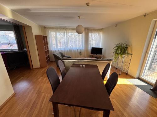 Lovely & spacious central apartment with sauna in Kadriorg