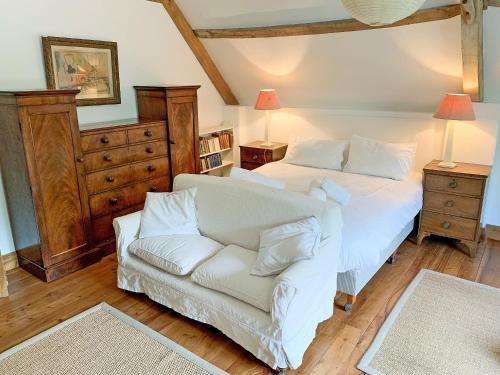 Exterior view, North Barn in Tolpuddle