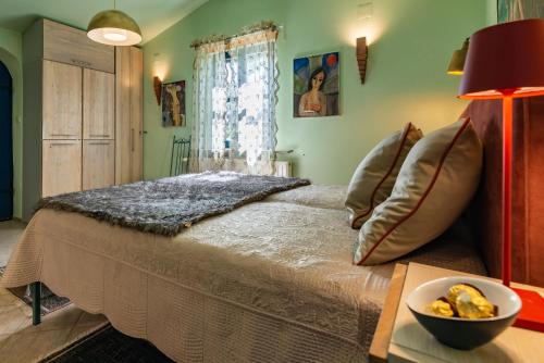 Blue House by EL-PI TOURS in 馬蘭史卡