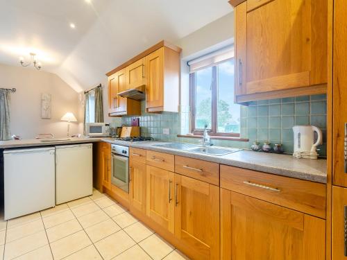 Viesnīcas āriene, Ash Cottage - Uk45581 in Saleby