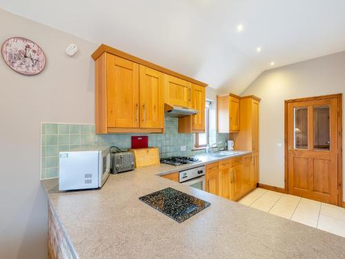 Viesnīcas āriene, Ash Cottage - Uk45581 in Saleby