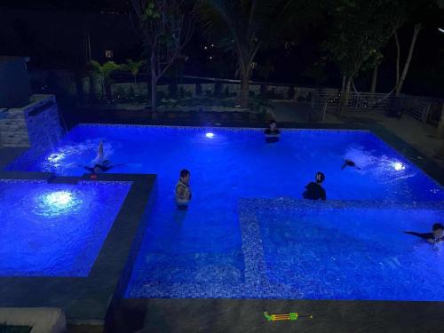 Private Resort Overlooking Taal Lake - 전망