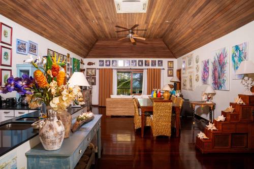 ANTIGUA RESIDENCE - 1102 - Beach Cottage in Freetown