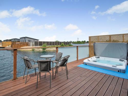 Vista exterior, Lakeside Lodge in Market Deeping