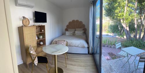 La suite de cœurs avec jacuzzi in Gradignan