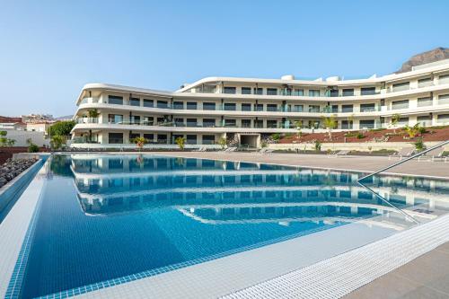 Serenity Deluxe - Pool & Terrace, Adeje