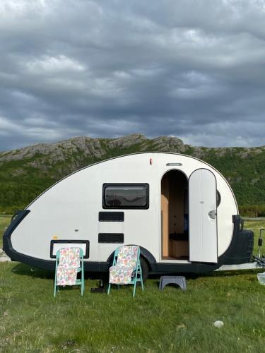 Enkel, romslig og kul campingvogn, Moskenes (fotografie 8)