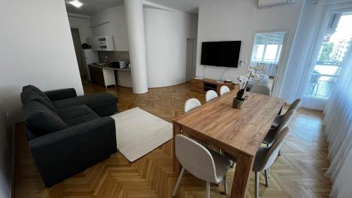 Riverside Residence, Будапешт