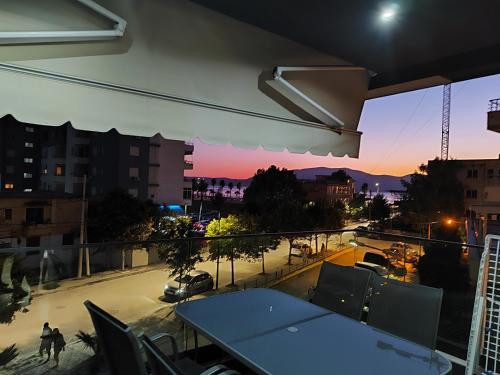 Large Apartment 2 - image 2