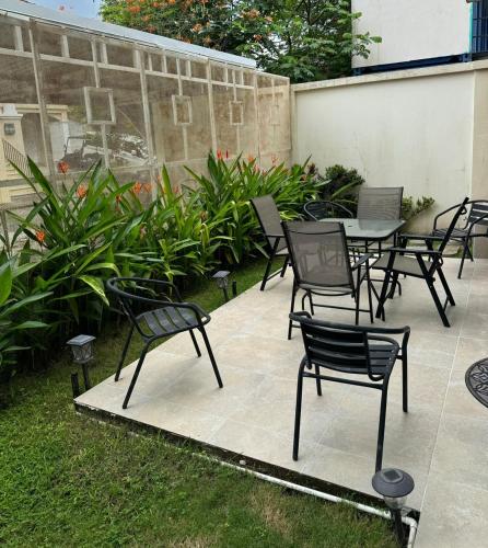 Beachside 1st Floor Condo Near Flamingo & Conchal in Potrero