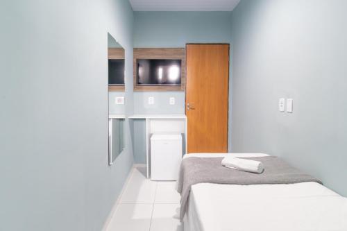 1 twin bed